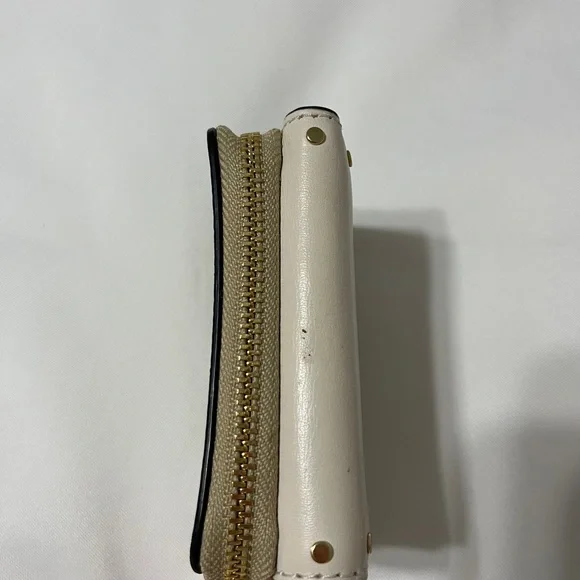 🟡 Coach Small Trifold Leather Wallet in Signature Canvas - Picture 7 of 7